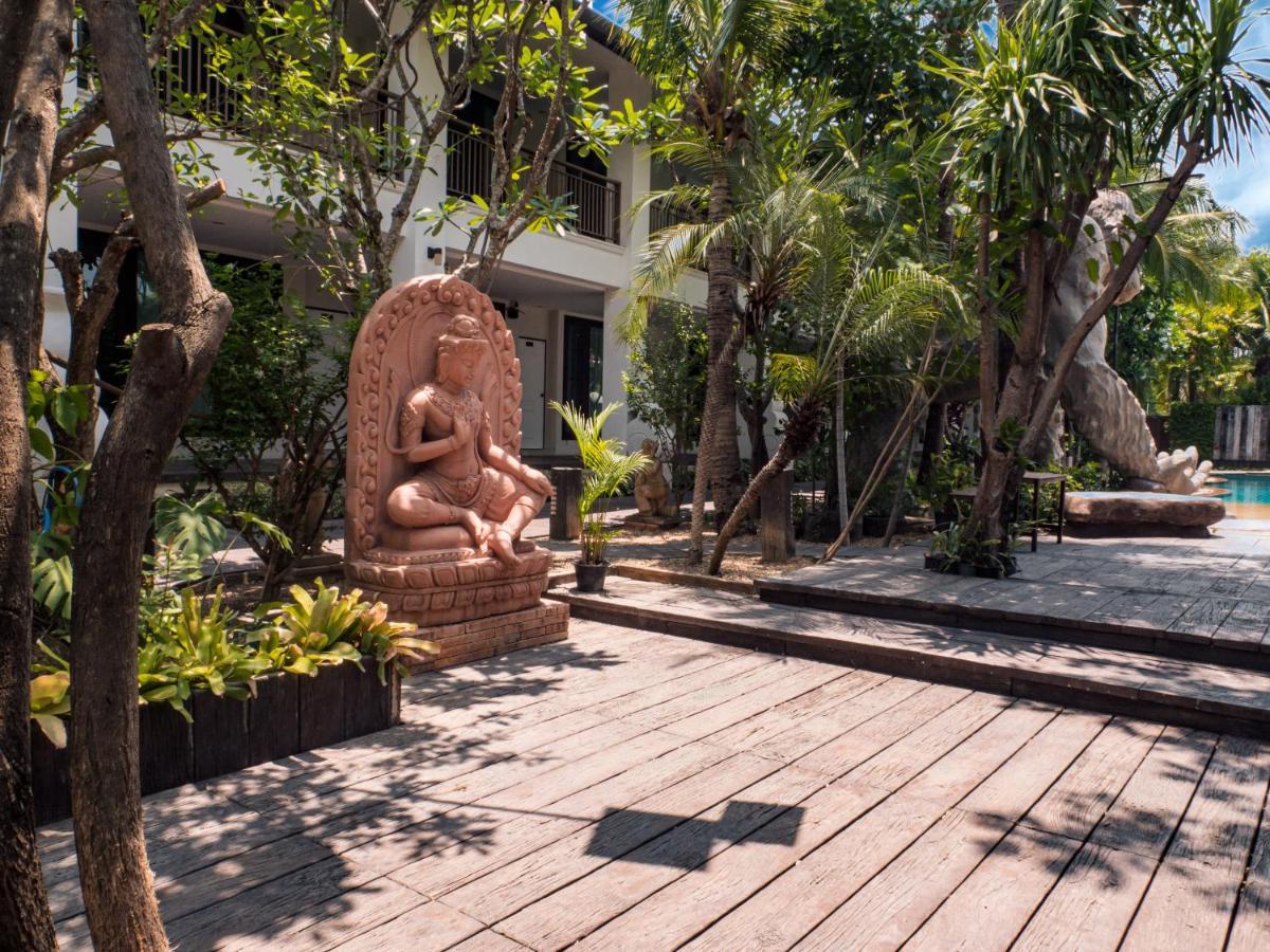 Beaver Club Homestay Chiang Mai Buitenkant foto